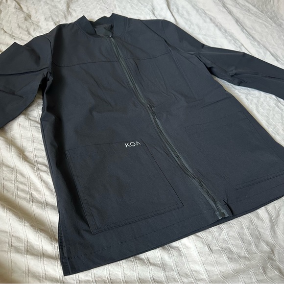 KOA scrub jacket - Picture 2 of 8